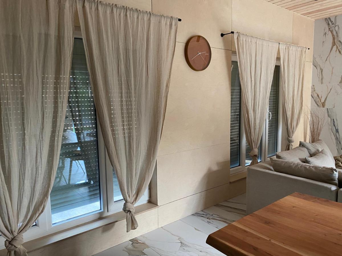 Cozy Beach House Jūrkalne Εξωτερικό φωτογραφία